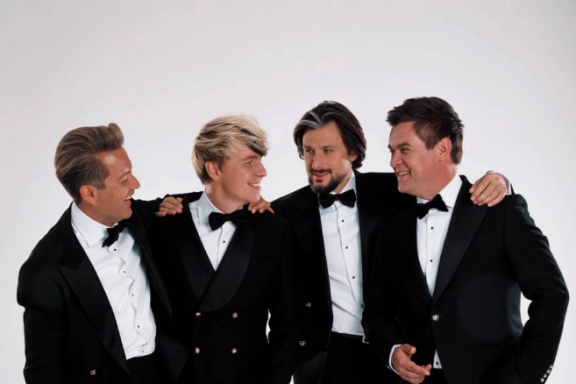 Кватро Originals